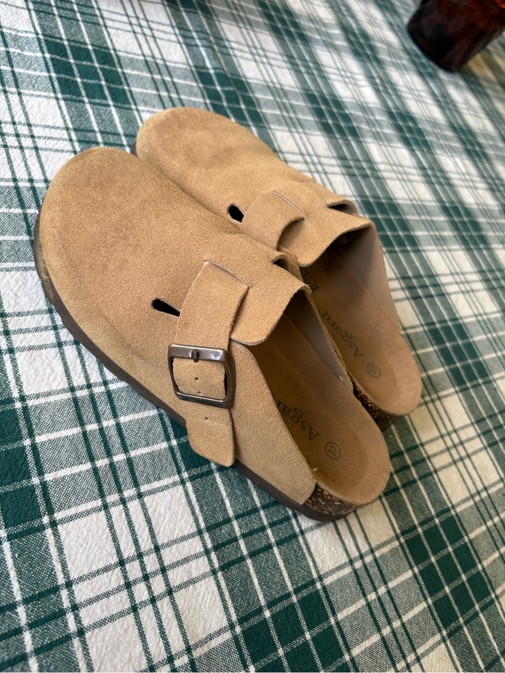 Women’s Suede Slip-On Buckle Clog — Tan